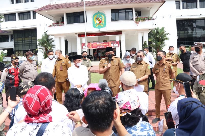 Bobby Temui Massa APPSINDO, Janji Selesaikan Permasalahan Pasar