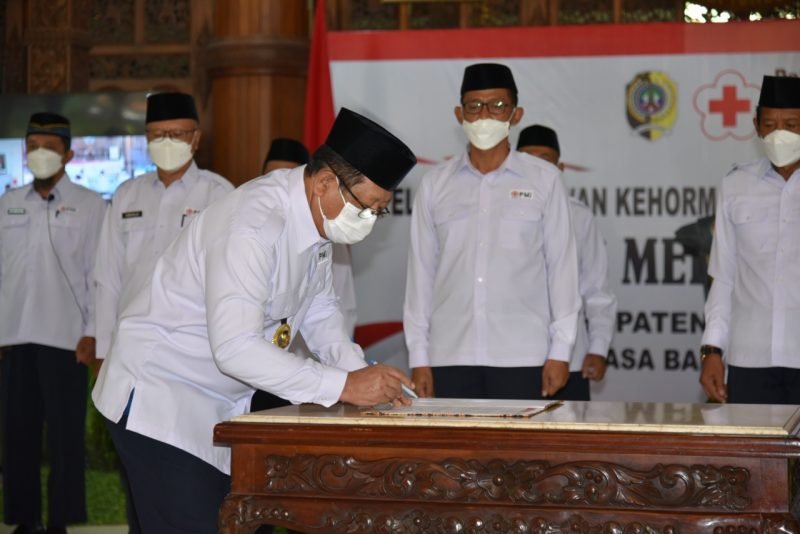 Bupati Maryoto Birowo Hadiri Pelantikan Pengurus dan Dewan Kehormatan PMI Tulungagung