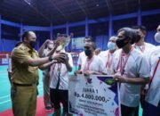 Wakil Wali Kota Medan Aulia Rachman Tutup Turnamen Badminton PUD Pasar