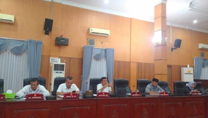 RDP Finalisasi Jumlah Pemilu 2024, Rapat di Pimpin oleh Ketua Komisi I Azhar Amri, AMK.