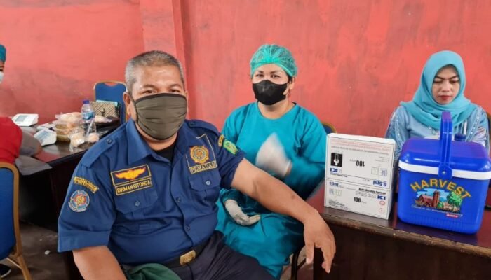 120 Pegawai Dinas P2K Medan Disuntik Vaksin Booster