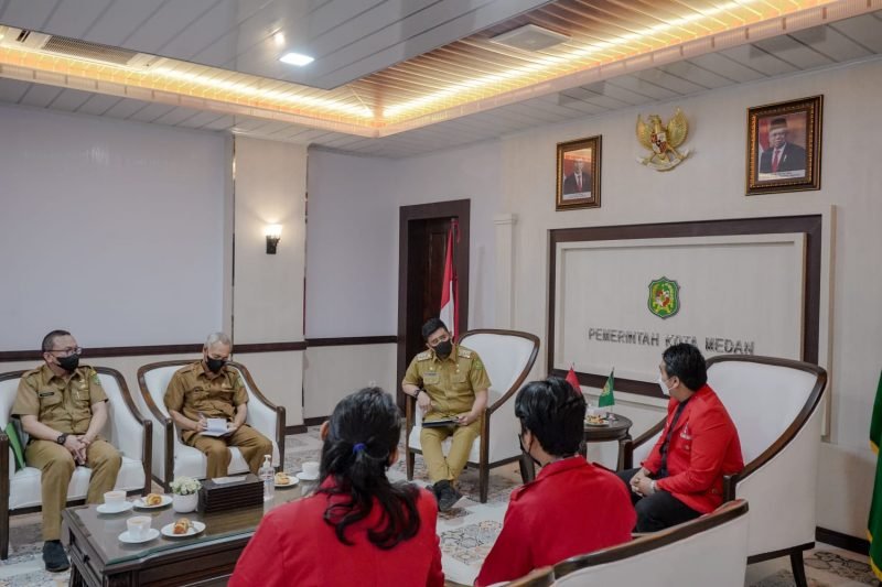 Bobby Nasution Ajak GMNI Sumut Kolaborasi Tangani Sampah
