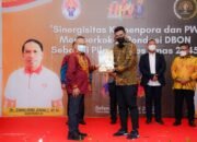 Bobby Nasution Terima Penghargaan Inisiator Olahraga Nasional dari Siwo PWI Pusat