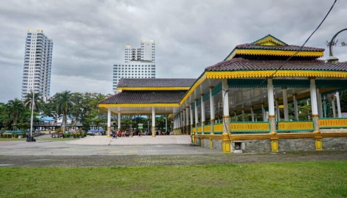 Dengan Pendekatan Humanis Atasi Masalah Sosial di Balik Revitalisasi Lapangan Merdeka