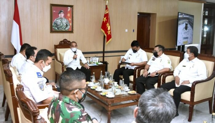 Edy Rahmayadi dan Bobby Nasution Bahas Penyelesaian Revitalisasi Lapangan Merdeka