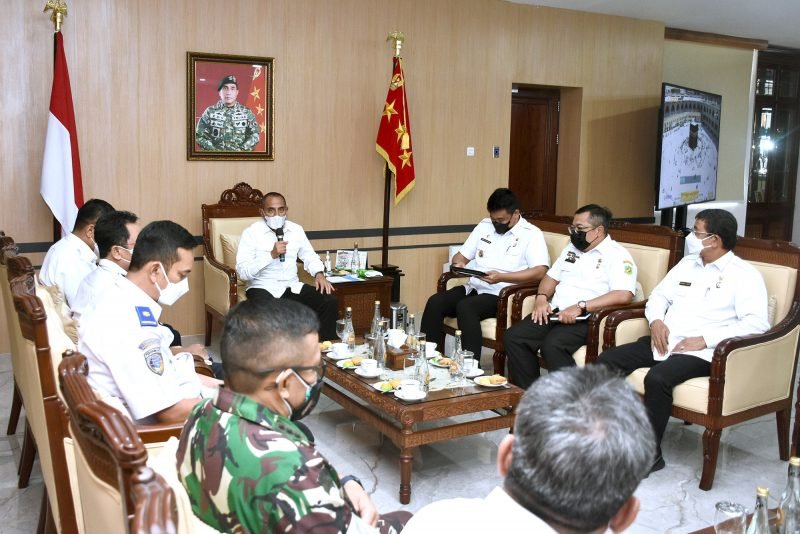 Edy Rahmayadi dan Bobby Nasution Bahas Penyelesaian Revitalisasi Lapangan Merdeka