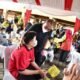 Edy Rahmayadi dan Istri Bermain bersama Anak-anak Penderita Kanker