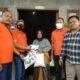 Mantan Loper Koran Medan Pos Meninggal, Ketua Pewarta Melayat dan Berikan Santunan