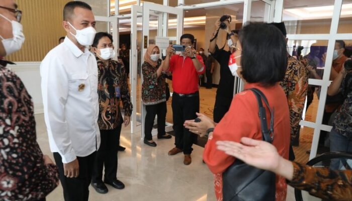 Musa Rajekshah Sampaikan Harapan Terkait Bagi Hasil Kelapa Sawit ke Menteri Sri Mulyani 