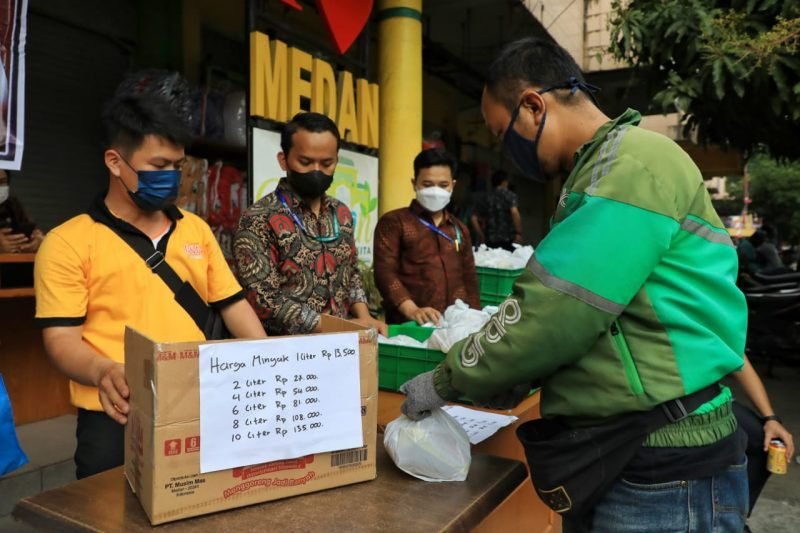 Operasi Pasar Minyak Goreng Pemko Medan, Per Liter Rp 13.500