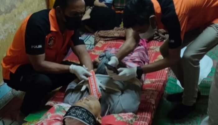 Lubis Tewas Gantung Diri
