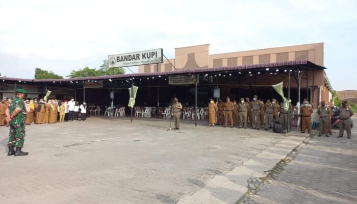 Laksanakan Bulan Bakti Praja Wibawa di Medan Tembung, Satpol PP Tertibkan Beberapa Kalangan Yang Melanggar