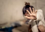 Gawat ! Suami Genjot Anak Dibawah Umur, Diduga Sang Istri Ikut Lakukan Kekerasan