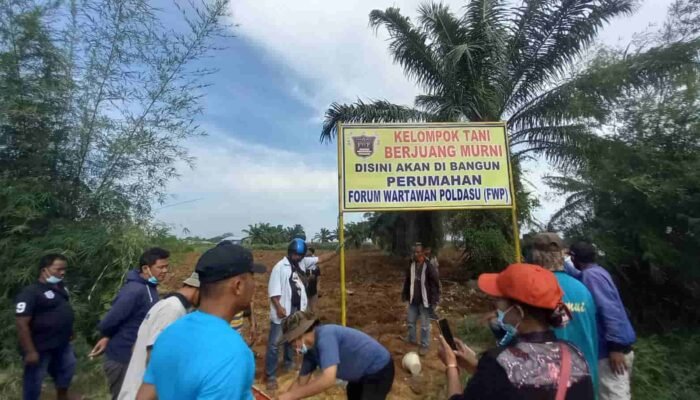 Plang Tanah Perumahan Dirobohkan, FWP Kecam Preman Bayaran