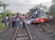 Korban Laka Lantas KA Dhoho Dengan Bus Harapan Jaya Di Tulungagung Bertambah, Ini Daftar Namanya