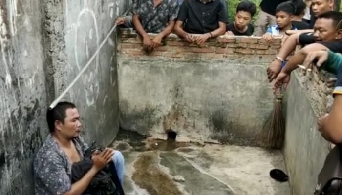 Maling Handphone Babak Bunyak Dihajar Massa di Desa Petatal