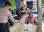 Tim URC Siagam Polres Lhokseumawe Bagikan Masker