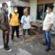 Personel Polsek saat pendataan. Rabu (2/3/2022). (Foto/Humas).