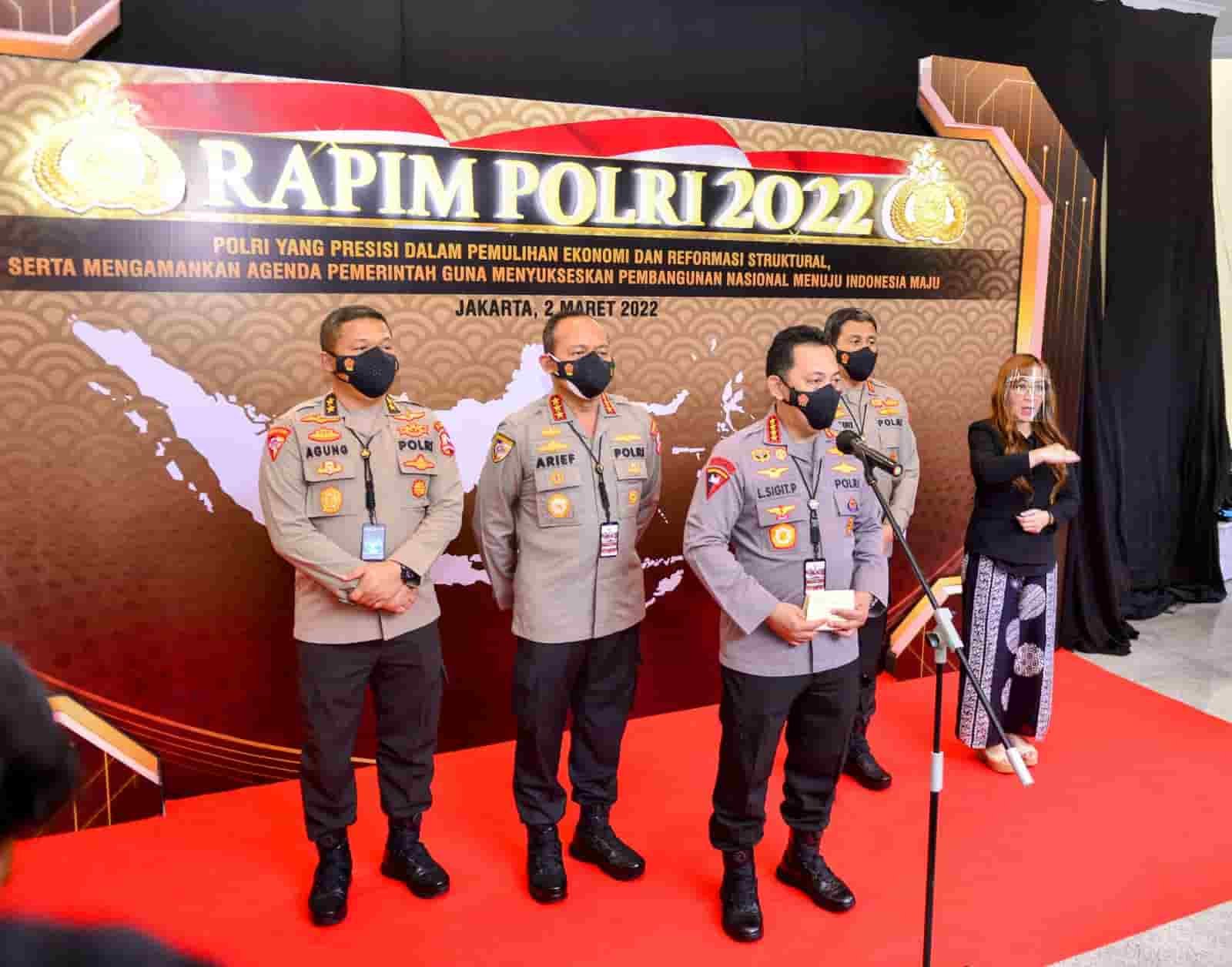 Kapolri saat pidato. Rabu (2/3/2022). (Foto/Humas).