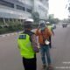 Personel Polsek Medan Baru saat melaksanakan operasi keselamatan toba 2022. Jumat (04/3/2022). (Foto/Humas).