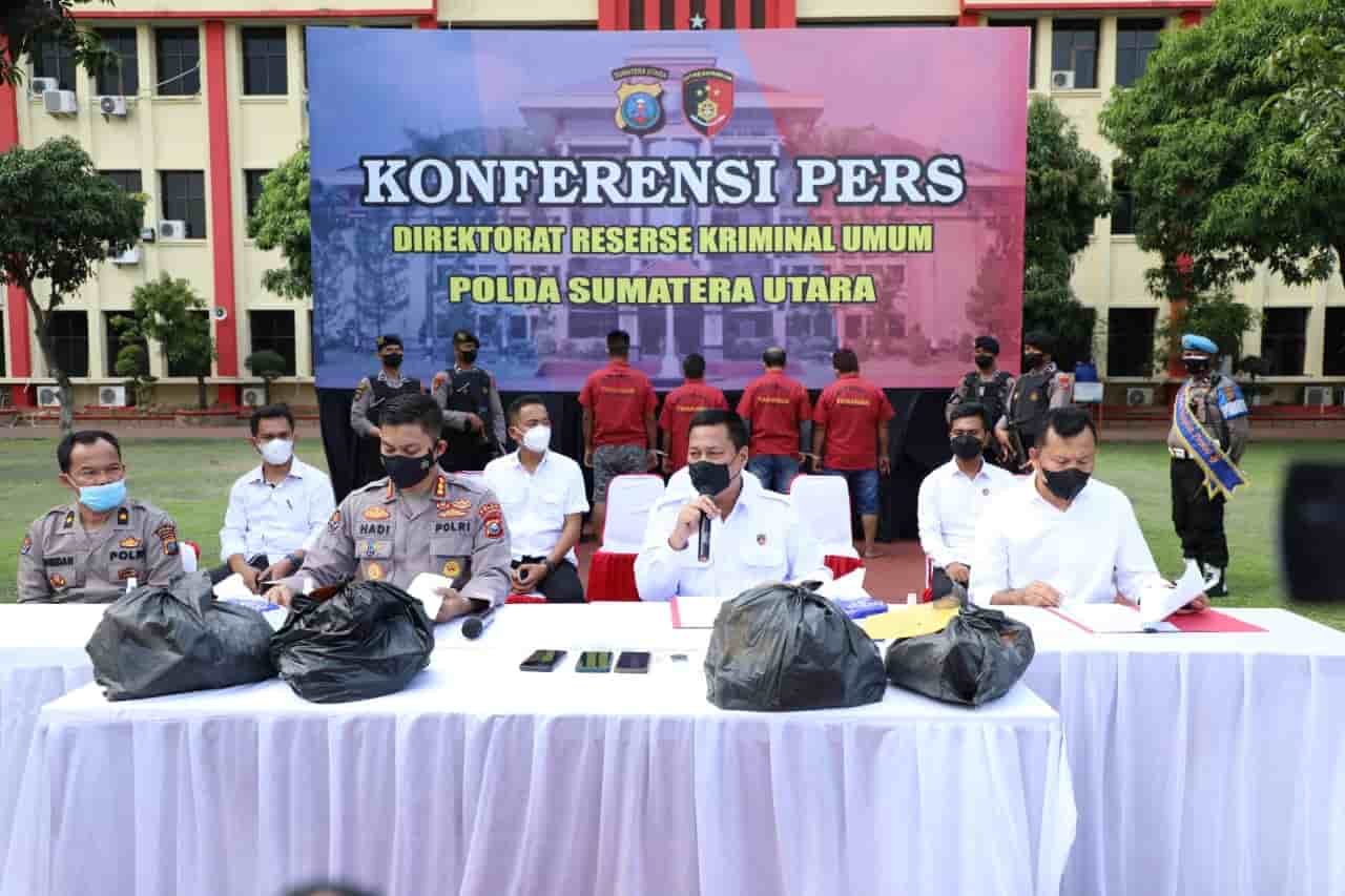 Poldasu saat paparkan kasus penganiayaan. Senin (14/3/2022). (Foto/Humas).
