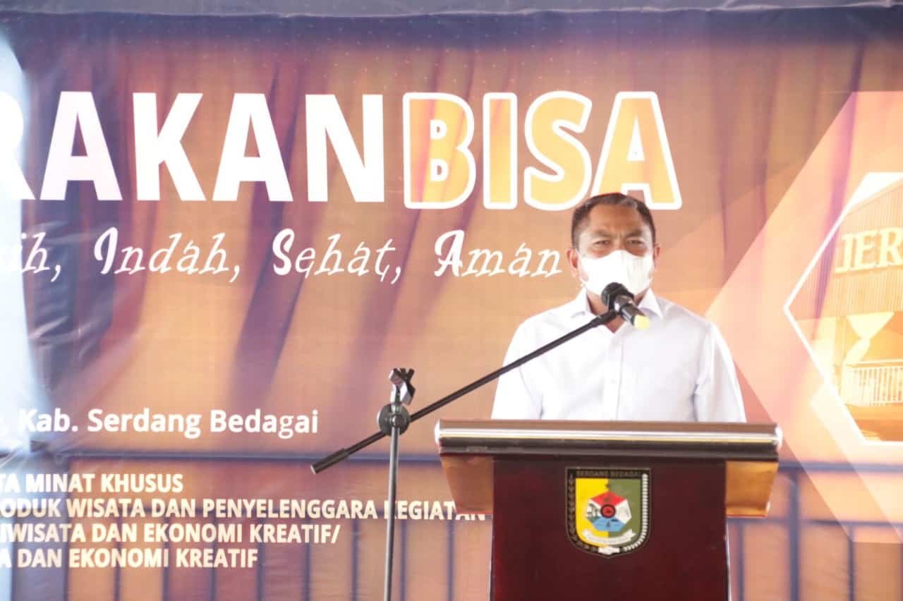 Bupati Sergai pidato sambutan. Kamis (10/3/2022). (Foto/Humas).
