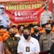 Kasat Reskrim Polres Batu Bara, AKP Fery Kusnadi, didampingi Kasubag Humas dan para Kanit, memberikan keterangan saat Konferensi Pers di Mako Polres Batu Bara. Kamis (17/3/2022). (Foto/Sholeh Pelka).