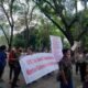 Massa Permak saat aksi di depan Kantor DPRD Sumut. Rabu (23/03/ 2022). (Foto/Istimewa).