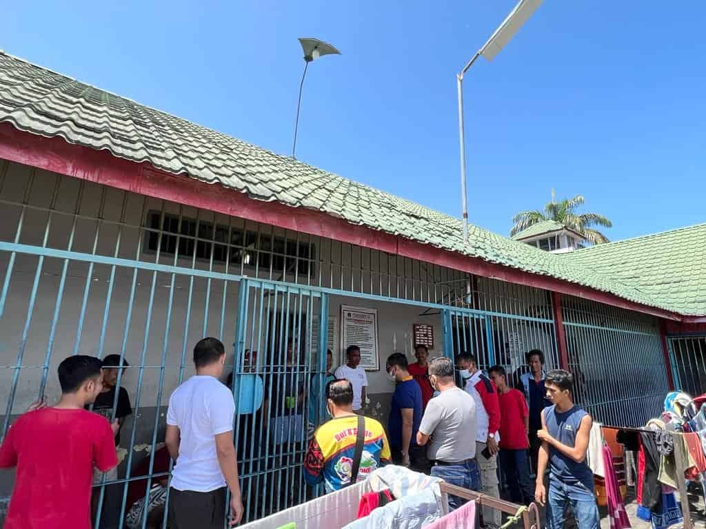 Kadivpas Kanwil Kemenkumham Sumut saat sidak. Minggu (27/03/2022). (Foto/Humas).