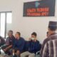 korban MH Maulana bersama kuasa hukumnya saat berada di SPKT Polres Batu Bara. (Foto: Sholeh Pelka).