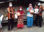 Ketua MPC PP Labuhanbatu Serahkan Ratusan Paket Sembako ke Kaum Dhuafa