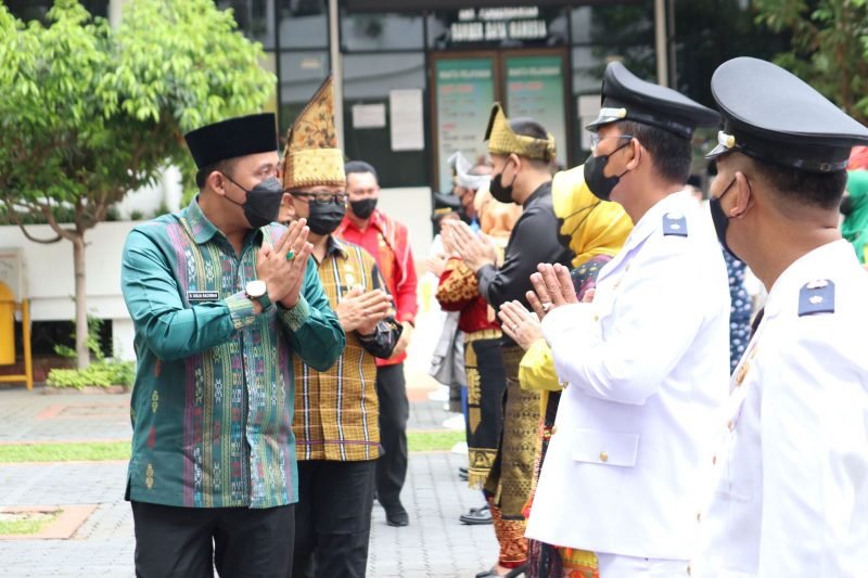 Wakil Walikota Medan Lantik 82 Pejabat Administrator dan Pengawas