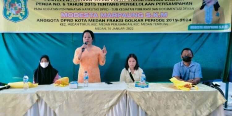 Modesta Marpaung saat pidato Sosper. (Foto/Ist).