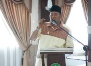 Plt Bupati Langkat Syah Afandin Bersama Baznas Provsu Menyerahkan Bantuan Beasiswa