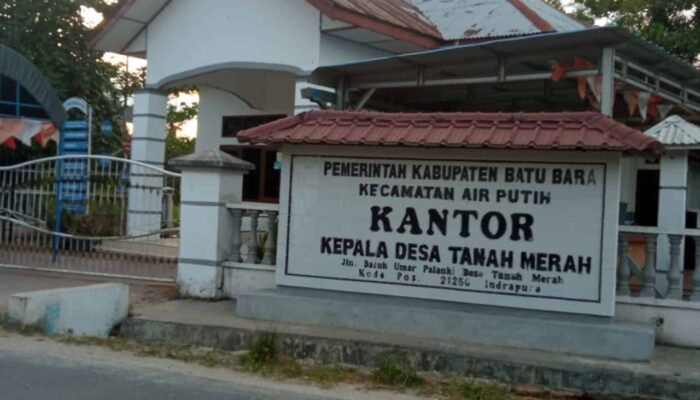 Isu Pergantian Pj Kades Desa Tanah Merah Merebak, Camat Air Putih : Belum Ada Rekom
