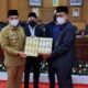 Bupati Batu Bara bersama ketua DPRD. (Foto/Ist).