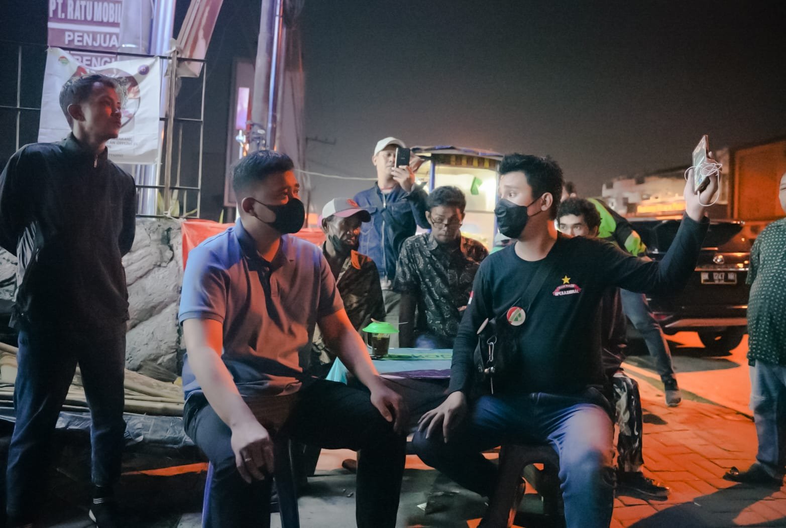 Cegah Aksi Geng Motor, Bobby Nasution 'Patroli' Bersama Warga