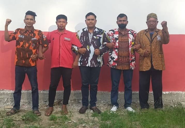 Sekelompok Ormas. (Jum'at, 20/05/2022).