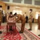 Wabup Sergai saat melantik pejabat fungsional. Senin (30/5/2022). (Foto/Humas).