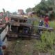 Mobil Forklift milik PT Samudera Kuala Tanjung yang terguling di Jalan Access Road Inalum, Desa Kuala Tanjung.