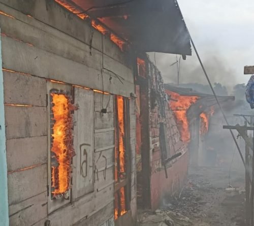 9 Rumah di Jalan Bajak V Medan Amplas Ludes Terbakar 