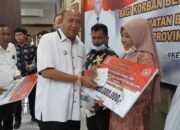 Afandin Serahkan Bantuan Bahan Bangunan untuk 24 Korban Puting Beliung