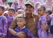 Bobby Nasution Ajak Santri dan Santriwati Bantu Tingkatkan Perekonomian Umat