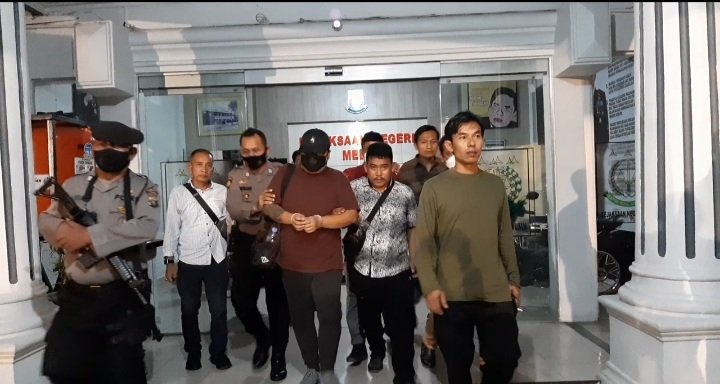 DPO Terpidana Narkotika, Eks Bos KTV Electra Dijebloskan ke Rutan Tanjung Gusta