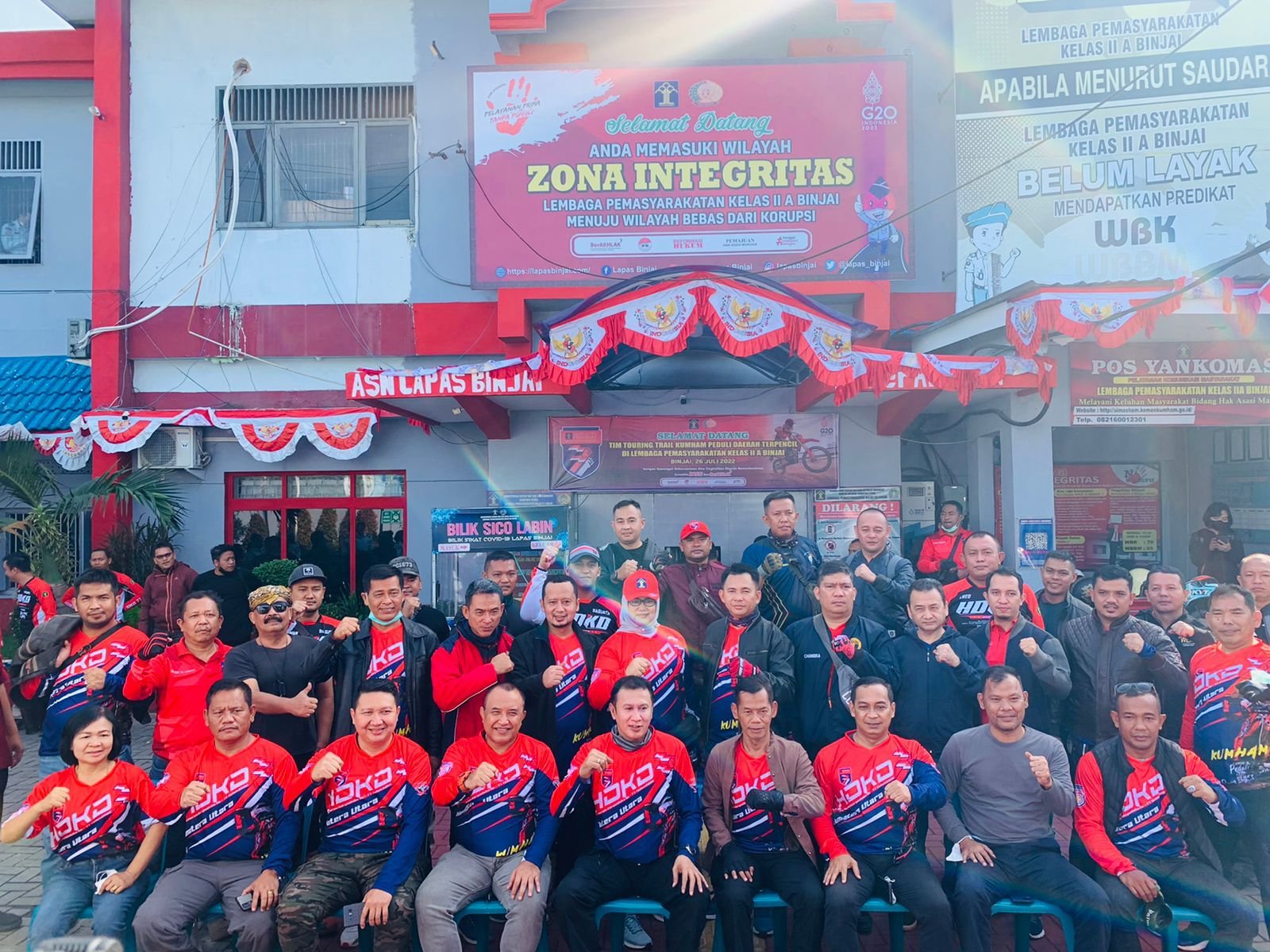 Kemenkumham Peduli ke Desa Terpencil, Karutan Perempuan Medan Ikuti Giat Touring dan Bakti Sosial