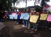 Massa Demo di DPRD Sumut: Bebaskan Sumut dari Mafia Tanah
