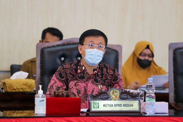 Pansus LKPj Wali Kota Medan Serahkan Laporan ke Pimpinan DPRD