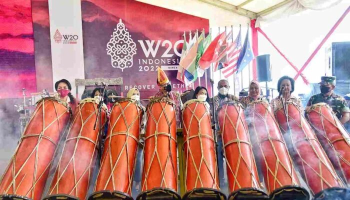 Pembukaan Pertemuan W20 di Parapat Dihadiri Gubsu hingga Menparekraf
