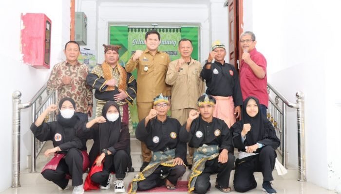 Wabup Sergai Lepas Kontingen ke Fornas: Pencak Silat Jati Diri Bangsa