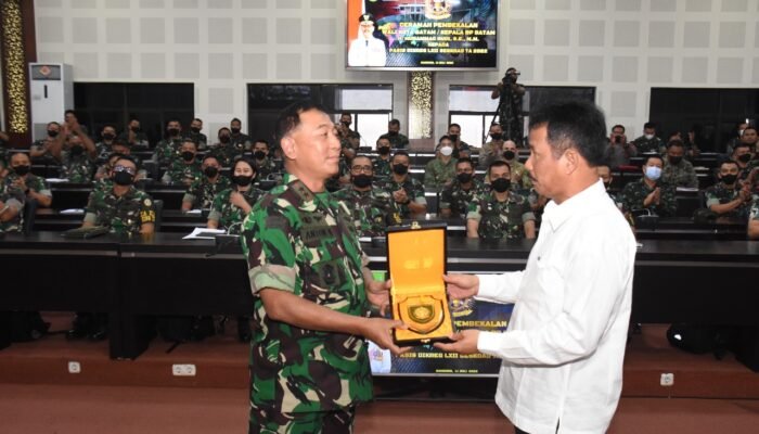 Wali Kota Batam Beri Pembekalan Kepada Perwira Siswa Dikreg LXII Seskoad